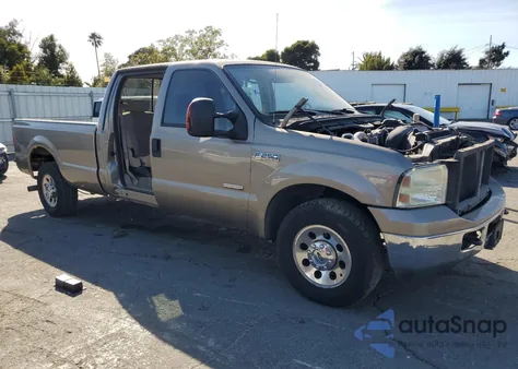 2005 Ford F250 Super Duty from USA, damaged, VIN 1FTSW20P55EB58358